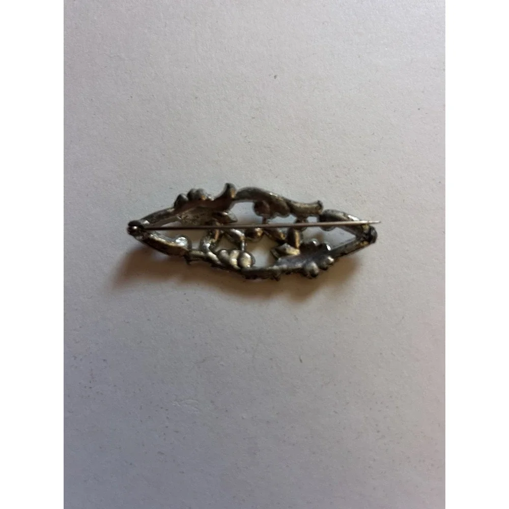 Silver Tone Flower Rhinestone Pin Brooch, White/Colorless Stones